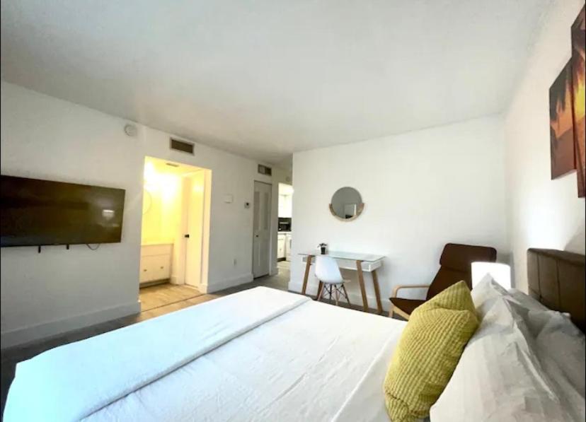Miami International Airport 1 Apartment Exterior photo